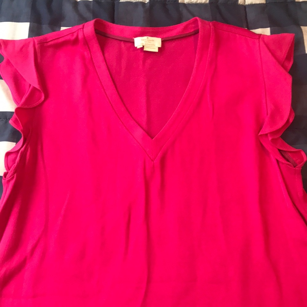 Versatile top
